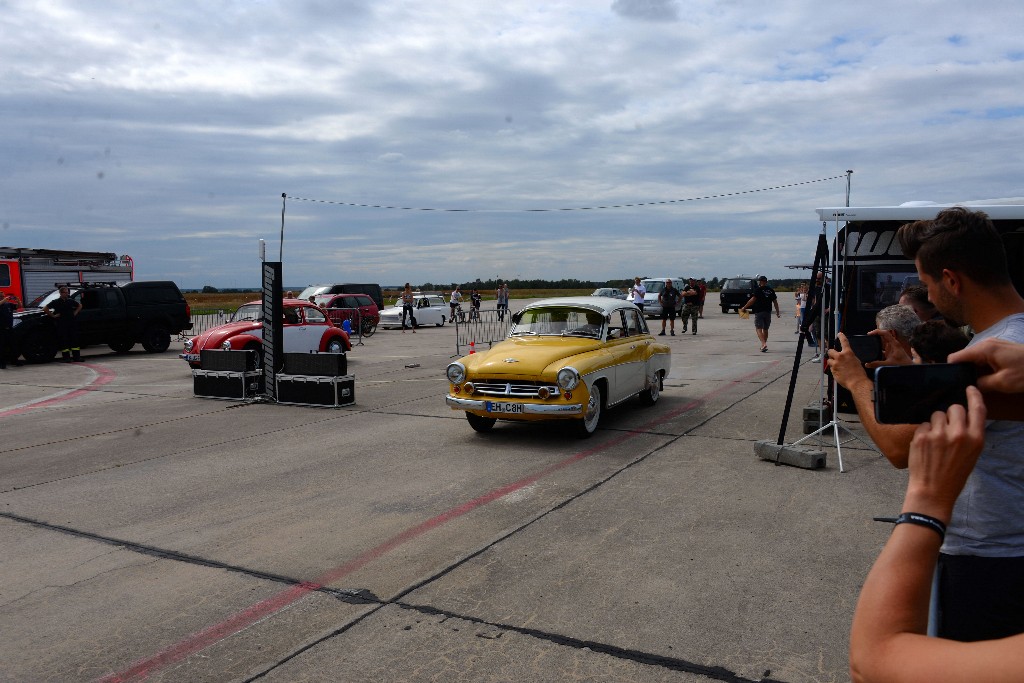 ../Images/VW Bus Festival Berlin 2019 144.jpg